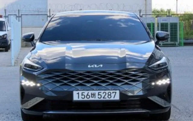소나타뉴라이즈 중고차 K8 2.5 2WD 매물 사진 2 - 2023/07 71,974km